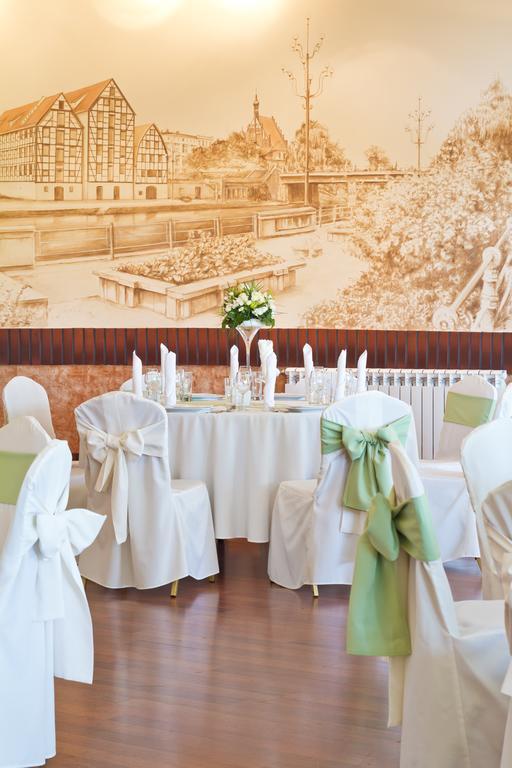 Park Hotel Tryszczyn Eksteriør billede