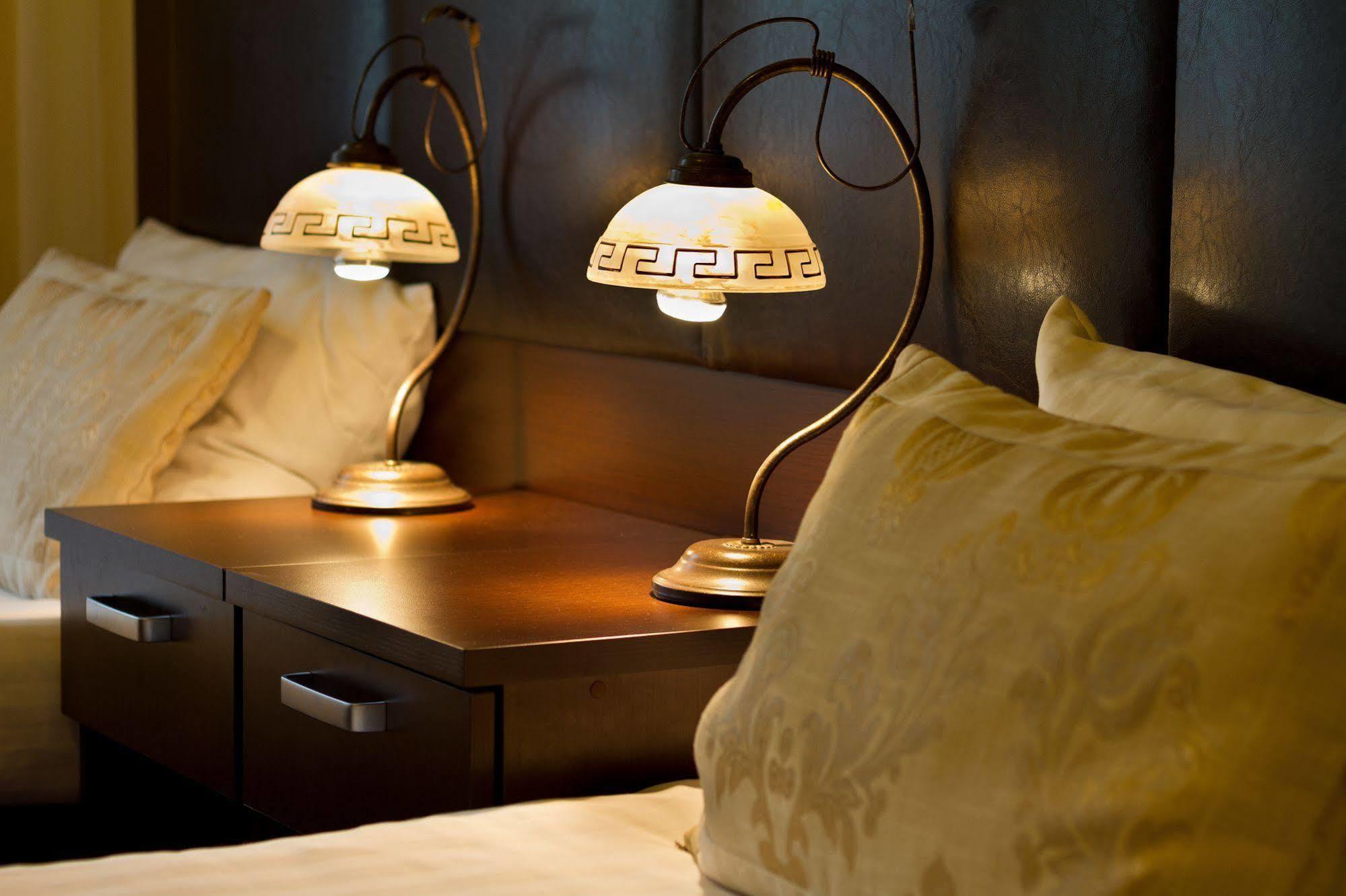 Park Hotel Tryszczyn Eksteriør billede