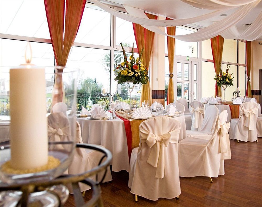 Park Hotel Tryszczyn Eksteriør billede